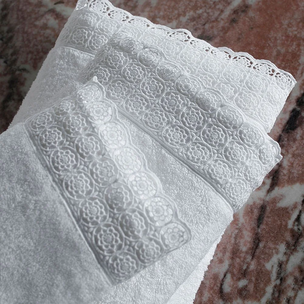 Toalha Rosto Buddemeyer Luxus Olympia 100% algodão egípcio Branco c/ renda Branca